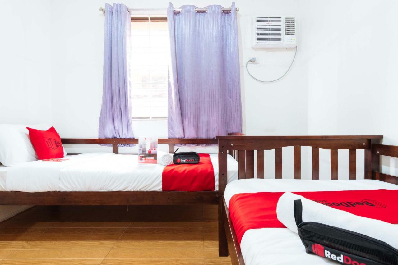 Reddoorz Near Robinsons Place Manila Esterno foto