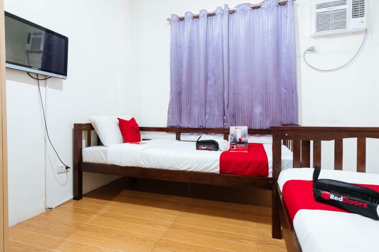 Reddoorz Near Robinsons Place Manila Esterno foto